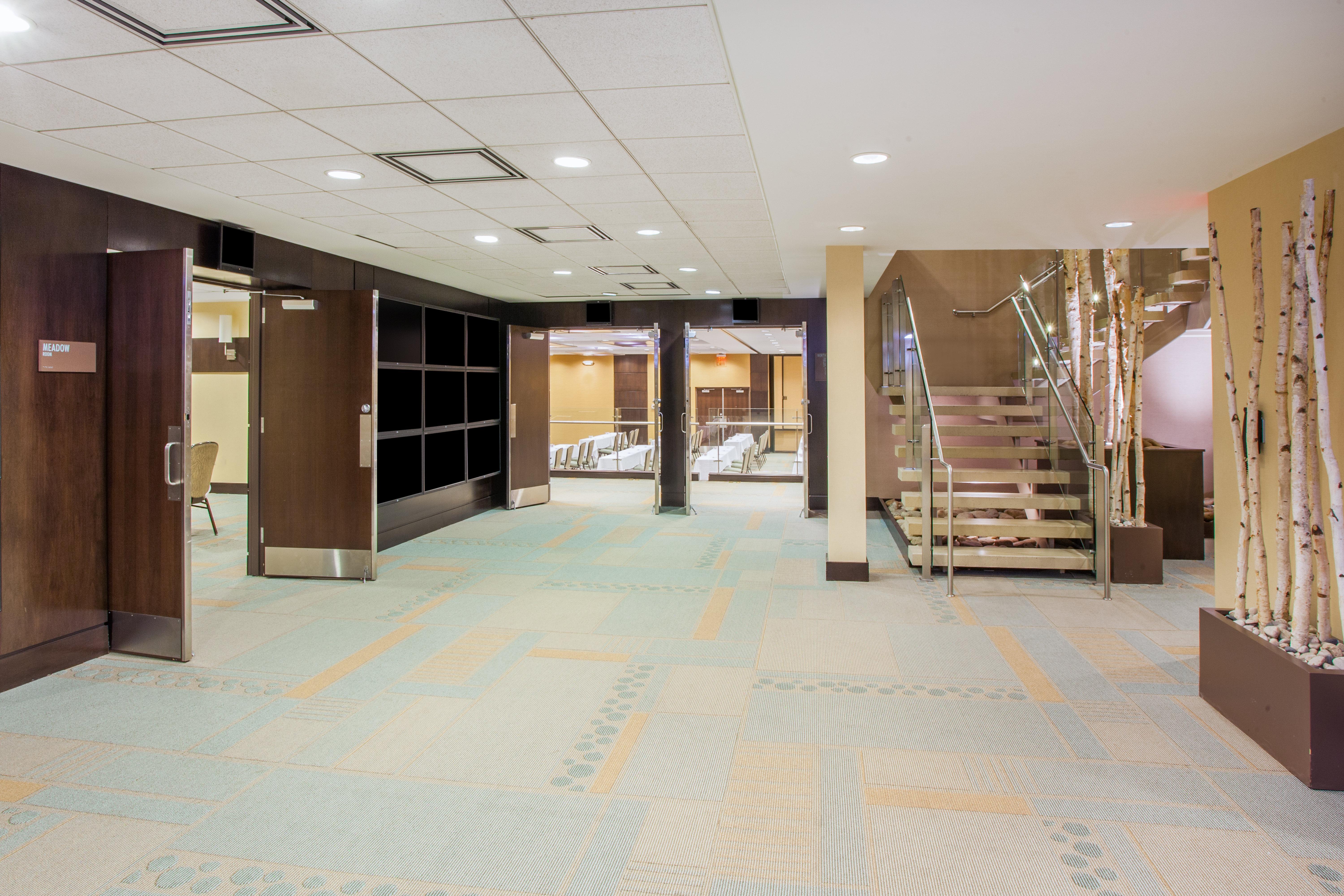 Crowne Plaza Hotel Glen Ellyn/Lombard By Ihg Εξωτερικό φωτογραφία