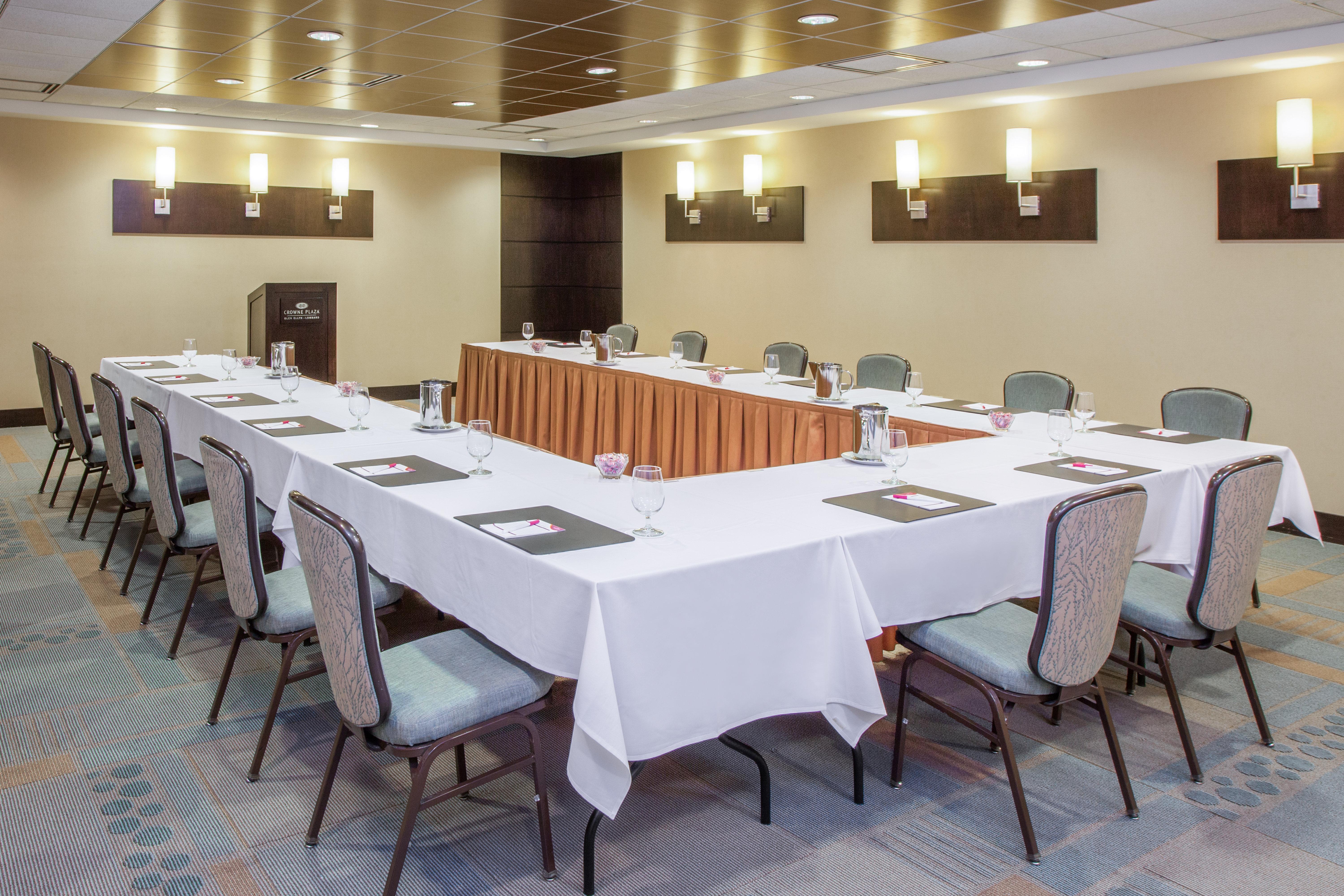 Crowne Plaza Hotel Glen Ellyn/Lombard By Ihg Εξωτερικό φωτογραφία