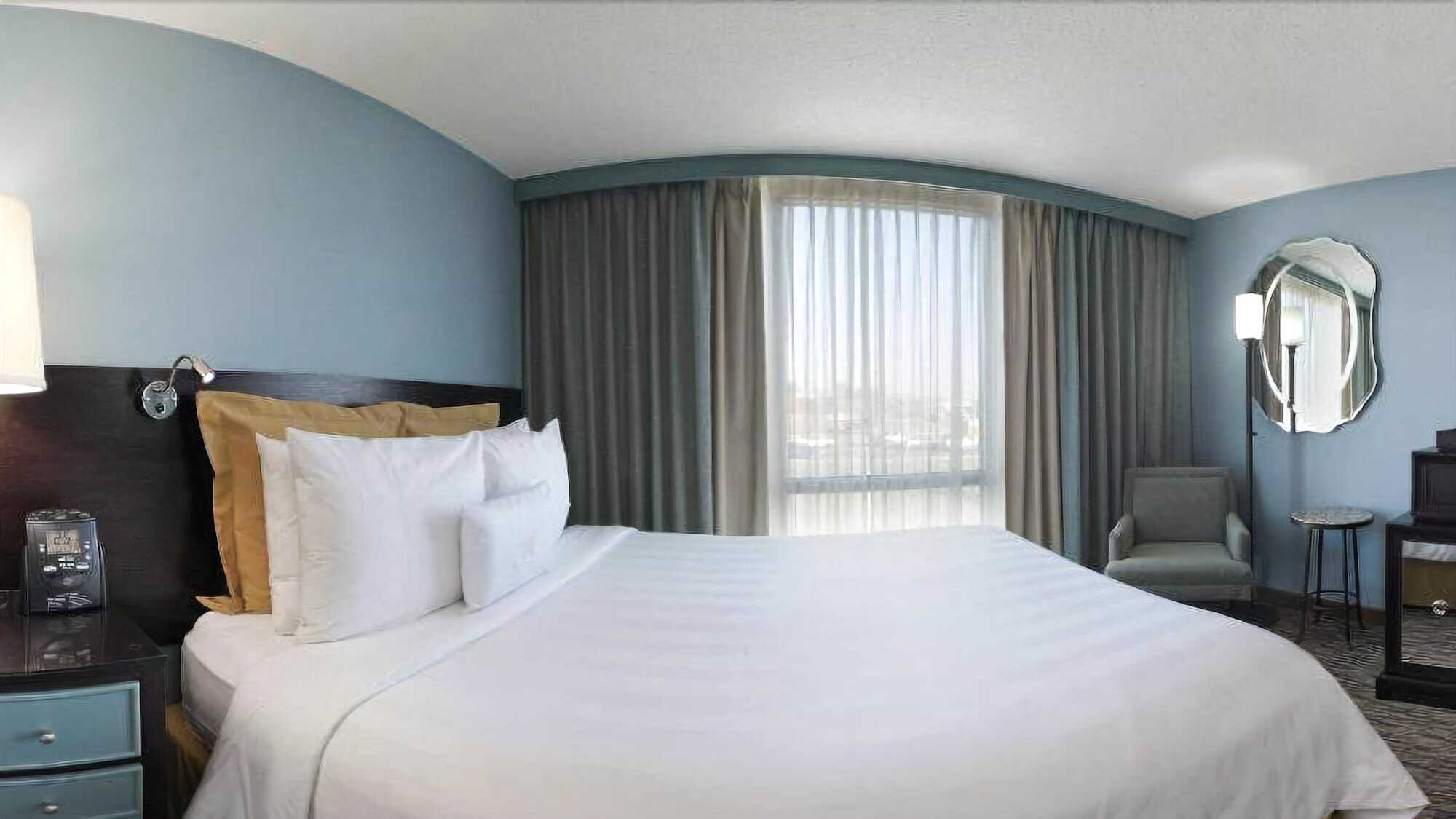 Crowne Plaza Hotel Glen Ellyn/Lombard By Ihg Εξωτερικό φωτογραφία
