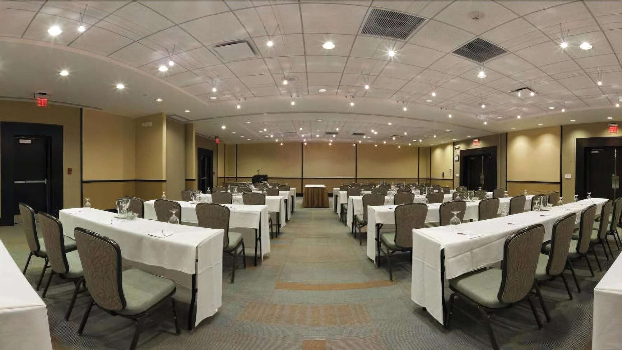 Crowne Plaza Hotel Glen Ellyn/Lombard By Ihg Εξωτερικό φωτογραφία